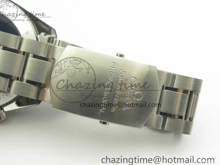 1227 Lightweight Speedmaster SS Snoopy OMF Best Edition White Dial on SS Bracelet Manual Winding Chrono Movement 7992